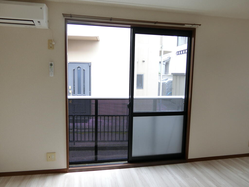 バルコニー　※同アパートのものを使用しております