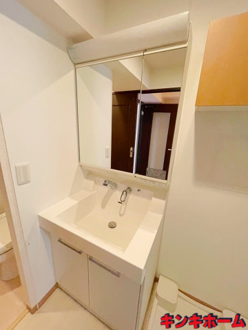 洗面設備　写真は別のお部屋です。※現況を優先します