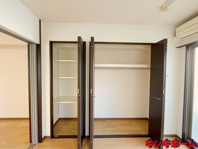 収納　写真は別のお部屋です。※現況を優先します