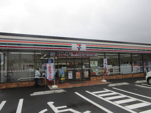 コンビニ　セブンイレブン高知鴨部１丁目店（コンビニ）まで456m