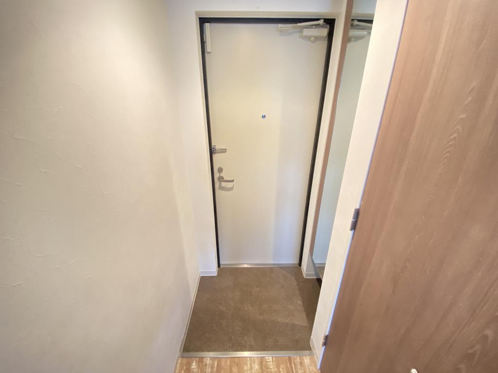 玄関　※同シリーズタイプのお部屋です。