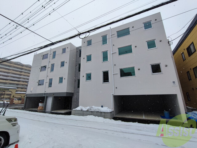 建物外観　札幌市東区北４２条東「ＲＯＳＳＯｓａｋａｅｍａｃｈｉ」