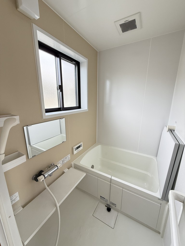 バス・シャワールーム　1号室参照