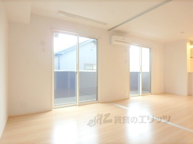 居室・リビング　洋室