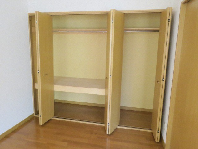 収納　衣類の収納に便利なクローゼットが付いています！