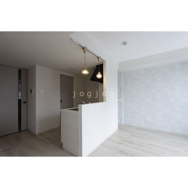 居室・リビング　同号室タイプ写真