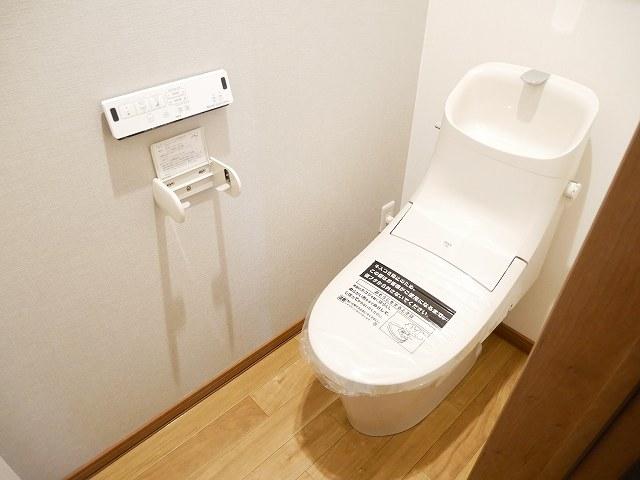 トイレ　トイレ