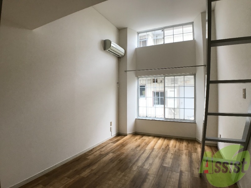 居室・リビング　シンプルな間取りのお部屋です。デザインはお任せします。。