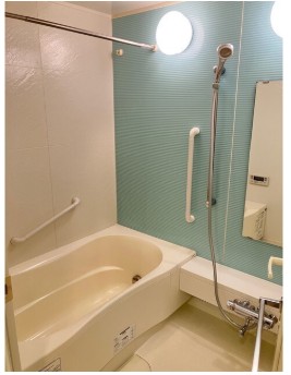 バス・シャワールーム　バス