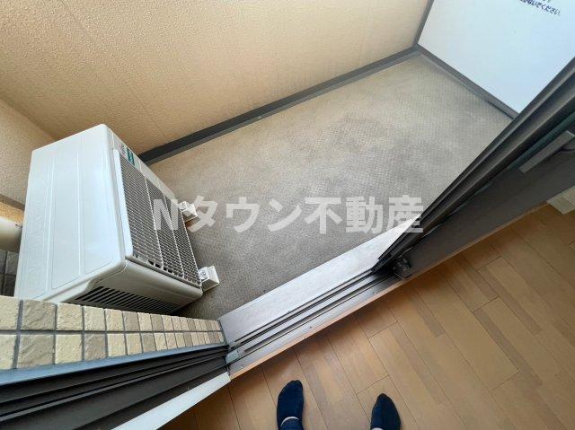 バルコニー　バルコニーがあります