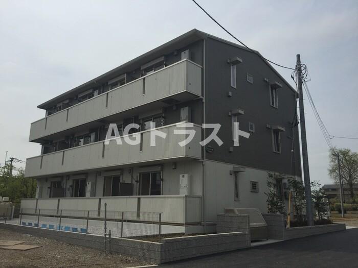 建物外観　ゆったりとしたリビングです