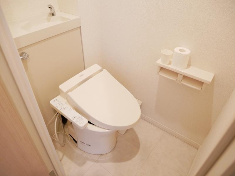 トイレ　トイレ