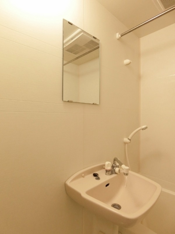 洗面設備　図面と現状に相違がある場合には現状を優先