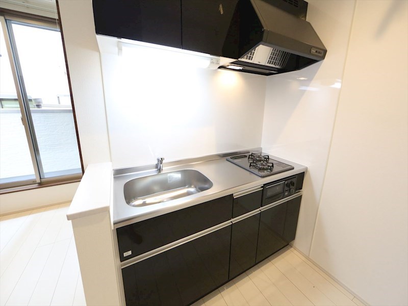 キッチン　システムキッチン（ガス2口コンログリル付）