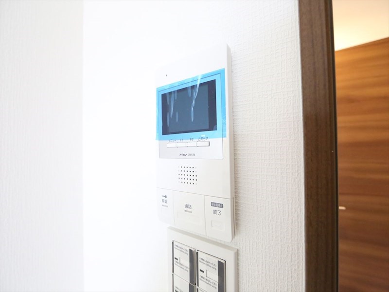 セキュリティ　TVモニター付インターホン完備