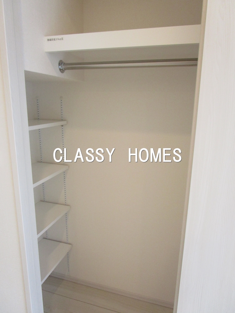 収納　2022年竣工　クレイシアアイズ三田：収納