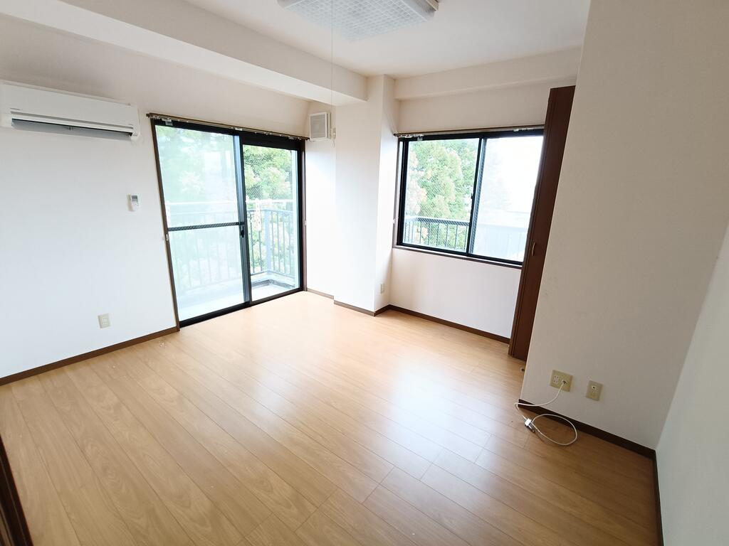 居室・リビング　※別号室