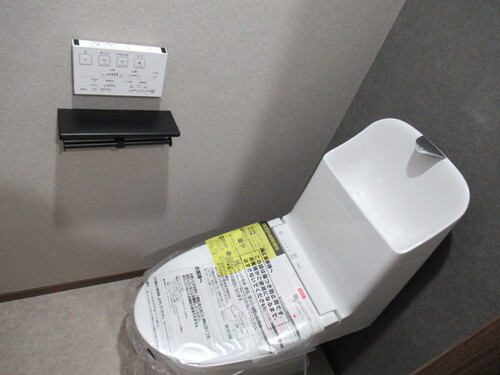 トイレ　トイレ