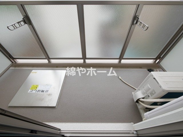 バルコニー　バルコニーがあります