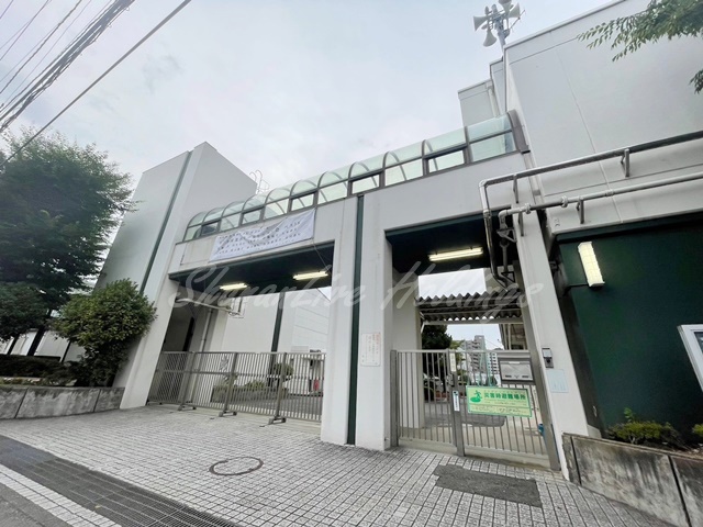 中学校　横浜市立岡野中学校（中学校）まで444m