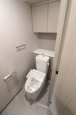 トイレ　同間取り別部屋の参考写真です。