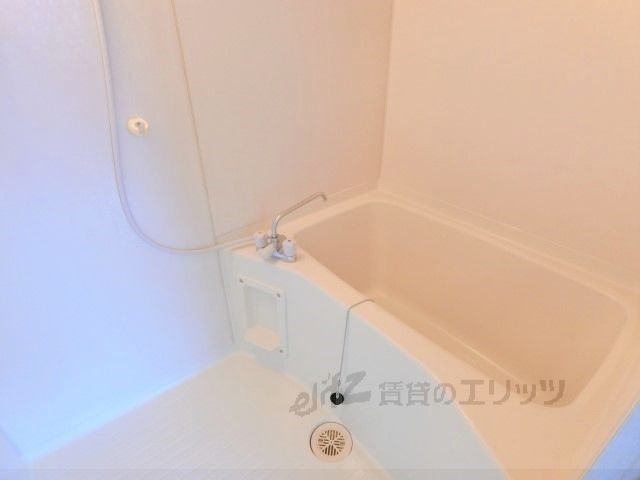 バス・シャワールーム　風呂