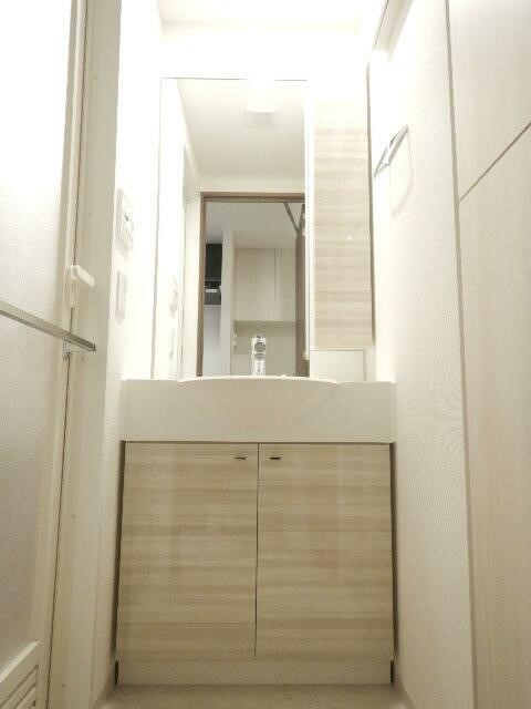 洗面設備　独立洗面台