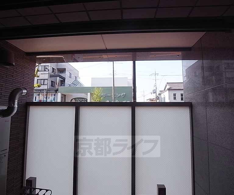 眺望　目隠しが高いです