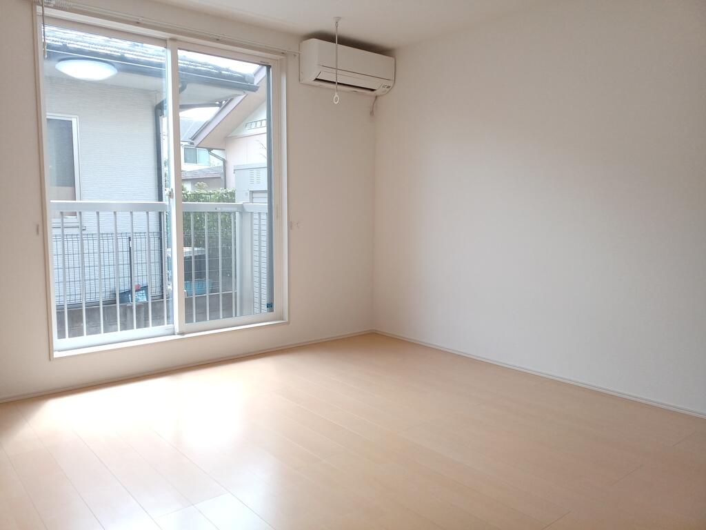 居室・リビング　日当りが良く明るい室内♪