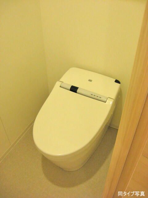 トイレ　落ち着いたトイレです