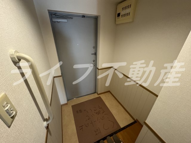 玄関　落ち着いた玄関です