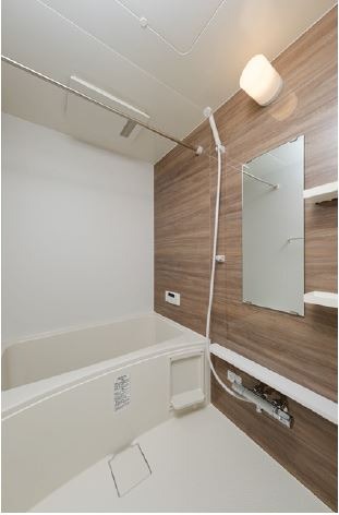 バス・シャワールーム　一日の汗や疲れはこちらで洗い流せます