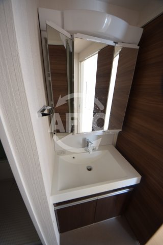 洗面設備　サンセリテ至誠会松崎町　独立洗面台