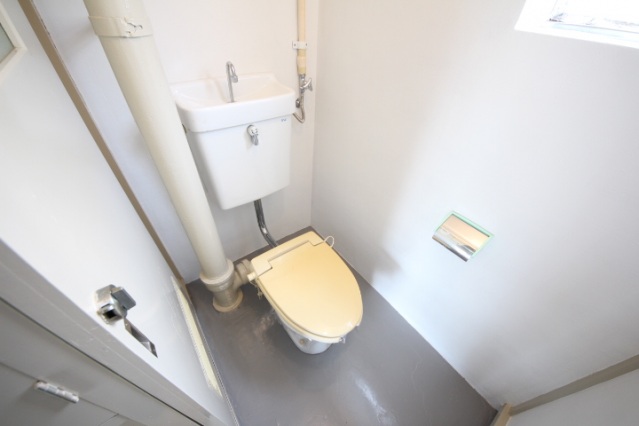 トイレ　同型タイプ