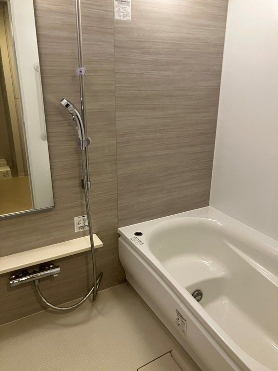 バス・シャワールーム