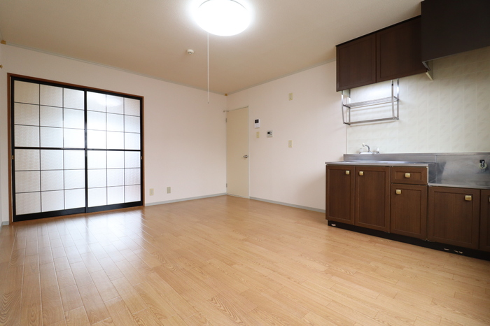 居室・リビング　※内観画像は全て同一物件の別室です