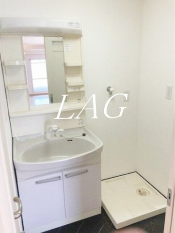 洗面設備　独立洗面台です。