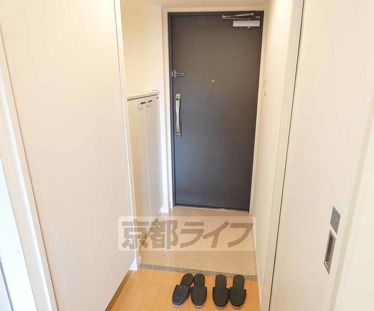 玄関　設備が整った人気のマンション