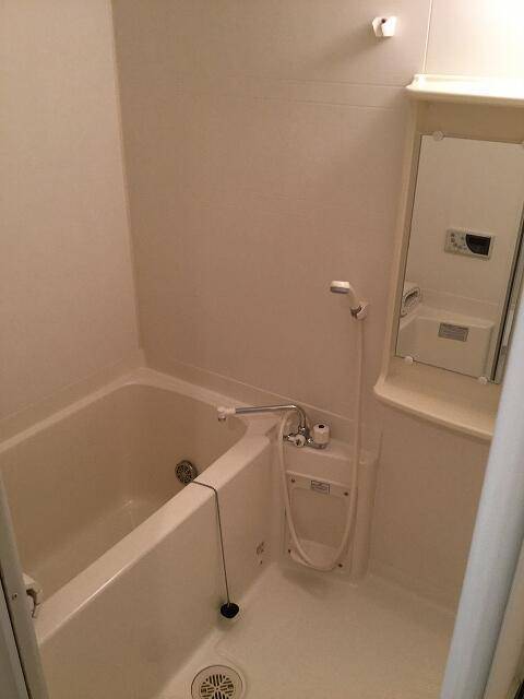 バス・シャワールーム　バスルーム