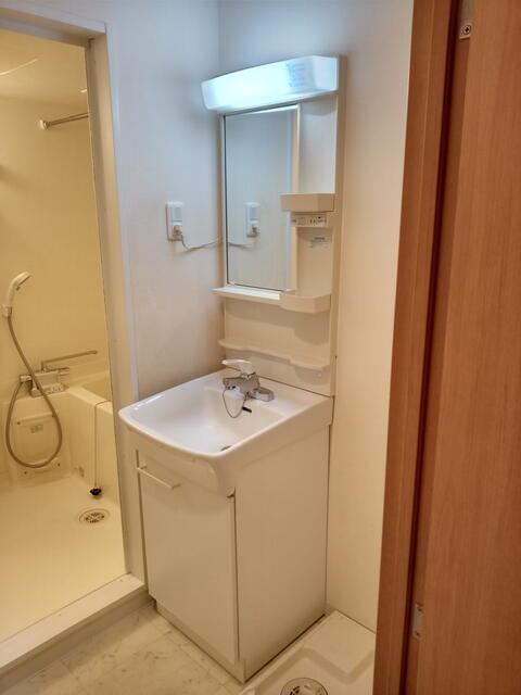 洗面設備　洗面化粧台