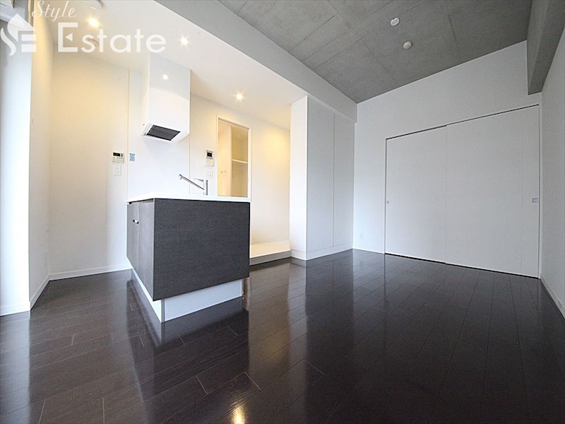 居室・リビング　内装