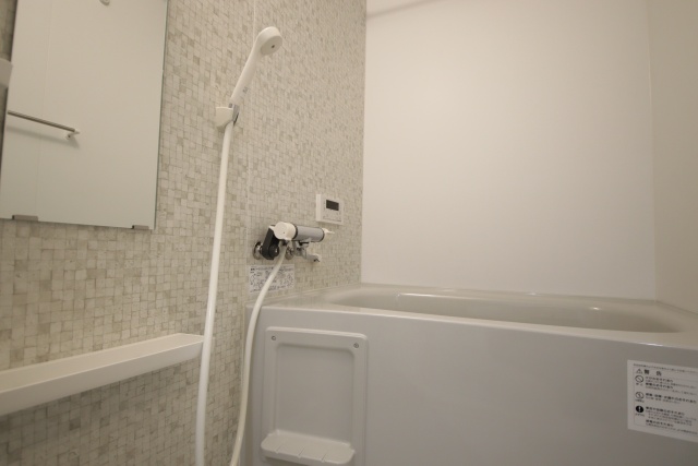 バス・シャワールーム　※別室の参考写真の為、現況優先です。