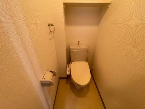 トイレ　シャワー付トイレ