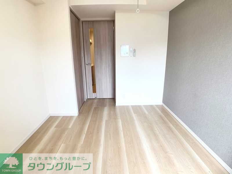 居室・リビング　反転タイプです