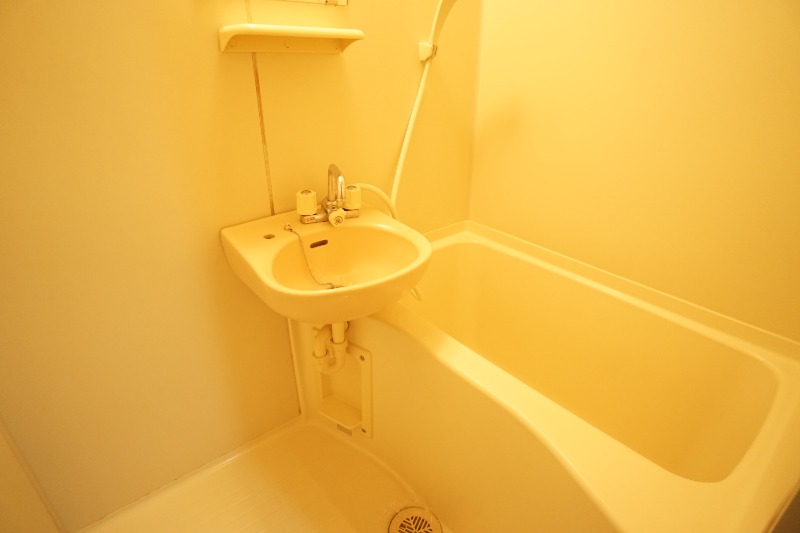 バス・シャワールーム　別号室