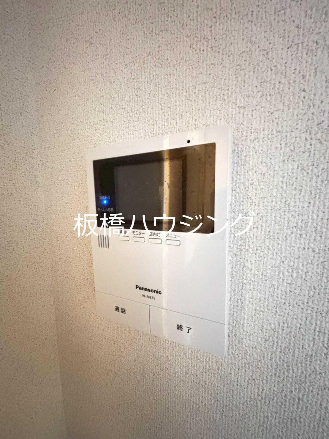 セキュリティ　リフォーム工事中の写真です。