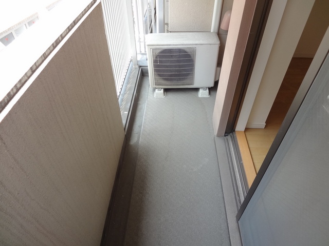 バルコニー　※別部屋の参考写真です。