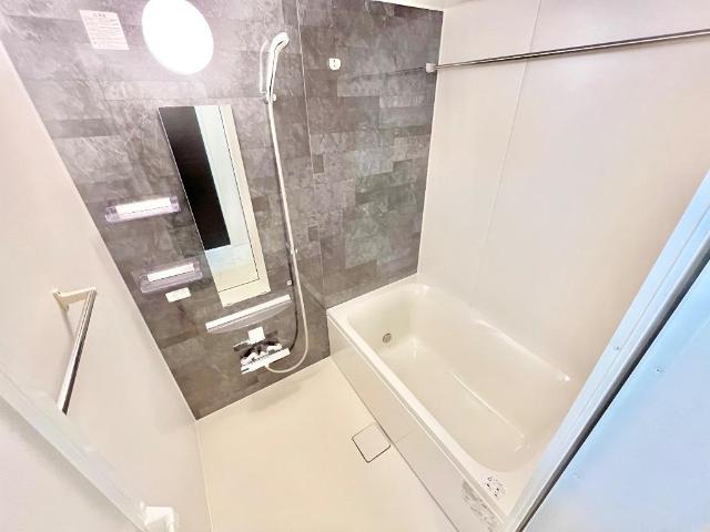 バス・シャワールーム　バス（イメージ）