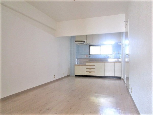 居室・リビング　２０３　同一タイプ