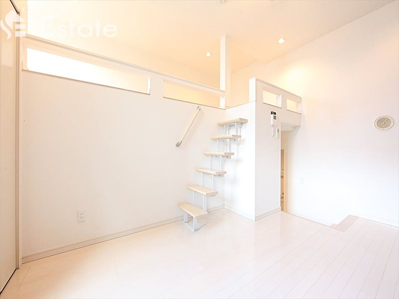 居室・リビング　内装